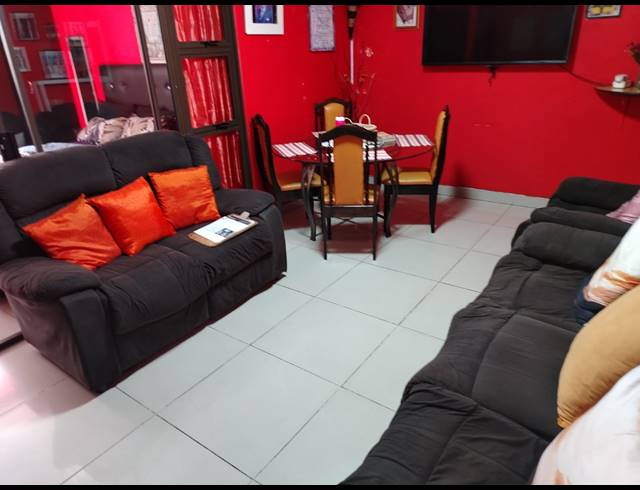 2 BEDROOM FLAT FOR SALE IN DURBAN CENTRAL